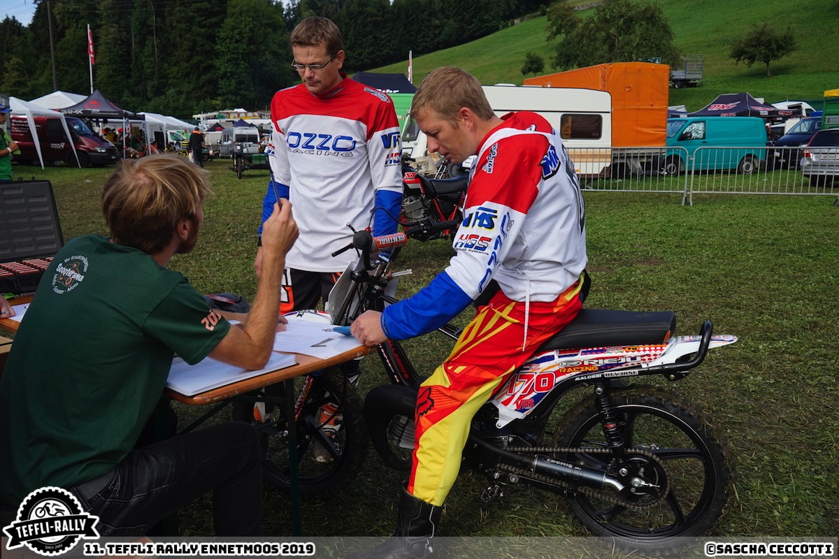 Teffli-Rally-19-Fahrerlager 01