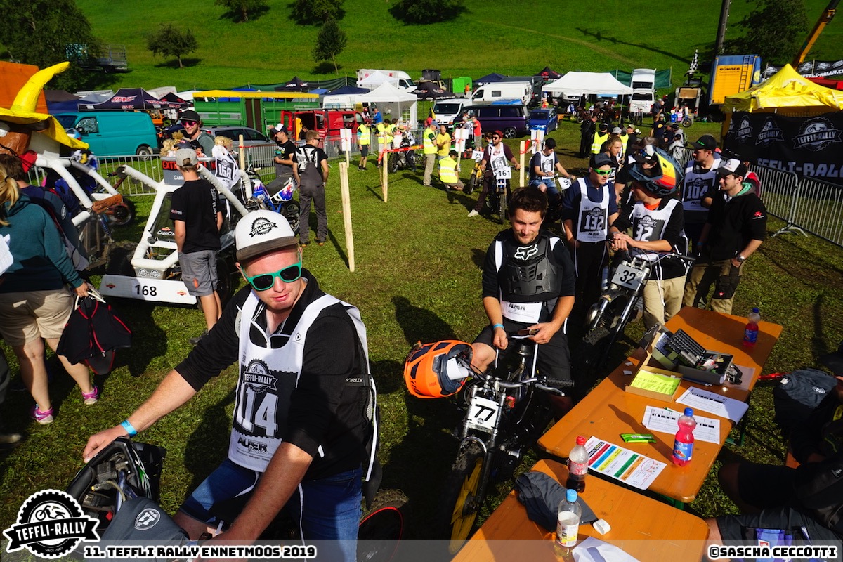 Teffli-Rally-19-Fahrerlager 02