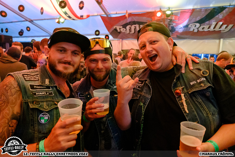 Teffli-Rally-22-Slaves 01