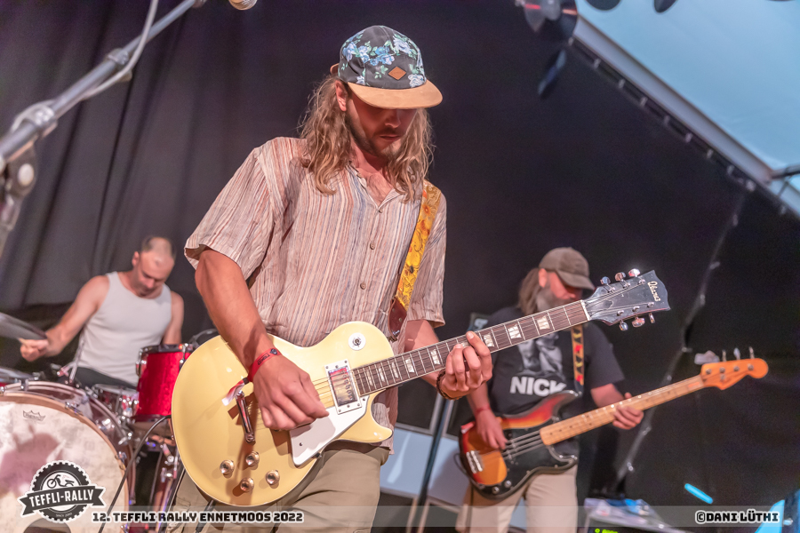 Teffli-Rally-22-Slaves for theQueens DL 06