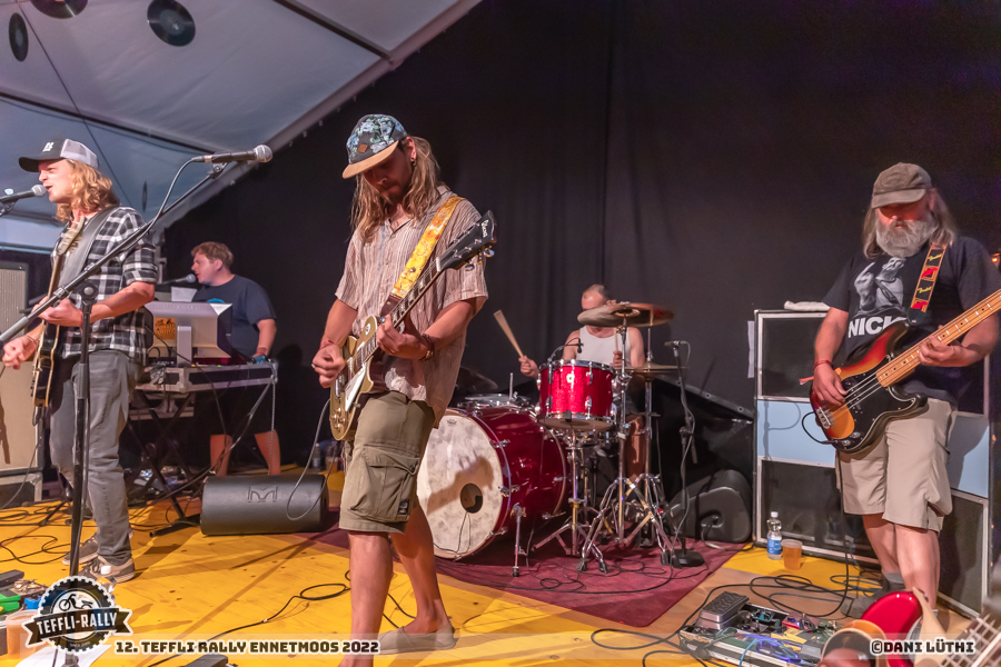 Teffli-Rally-22-Slaves for theQueens DL 07