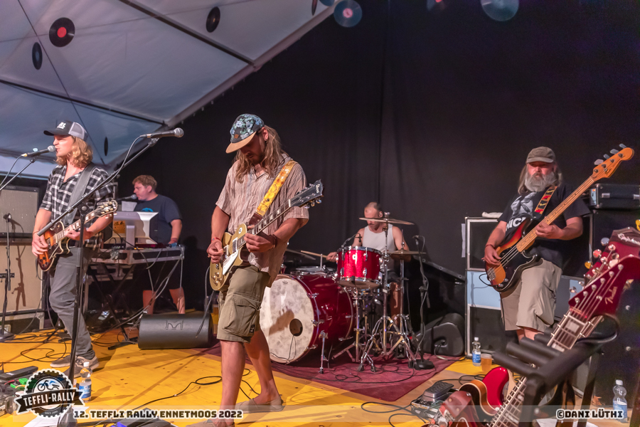 Teffli-Rally-22-Slaves for theQueens DL 08