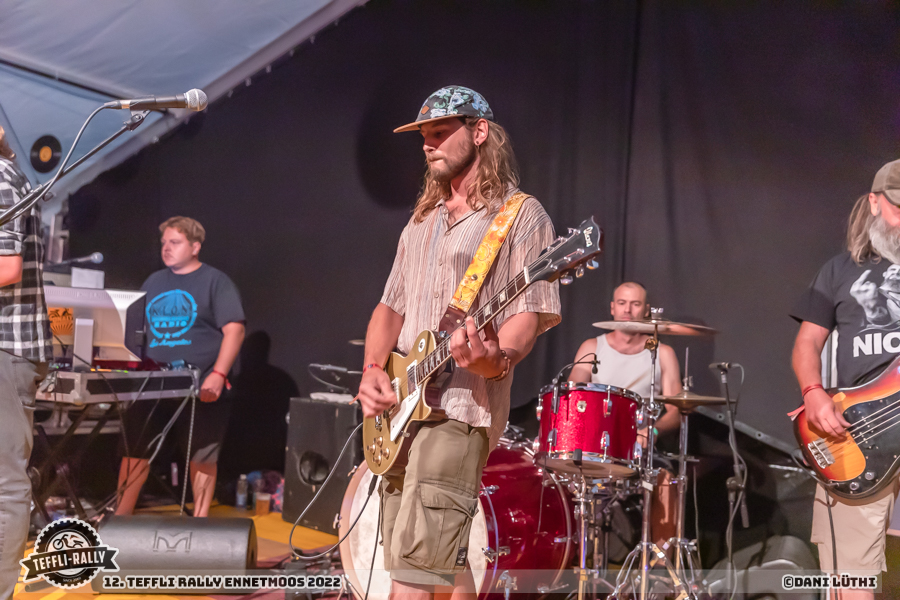 Teffli-Rally-22-Slaves for theQueens DL 14