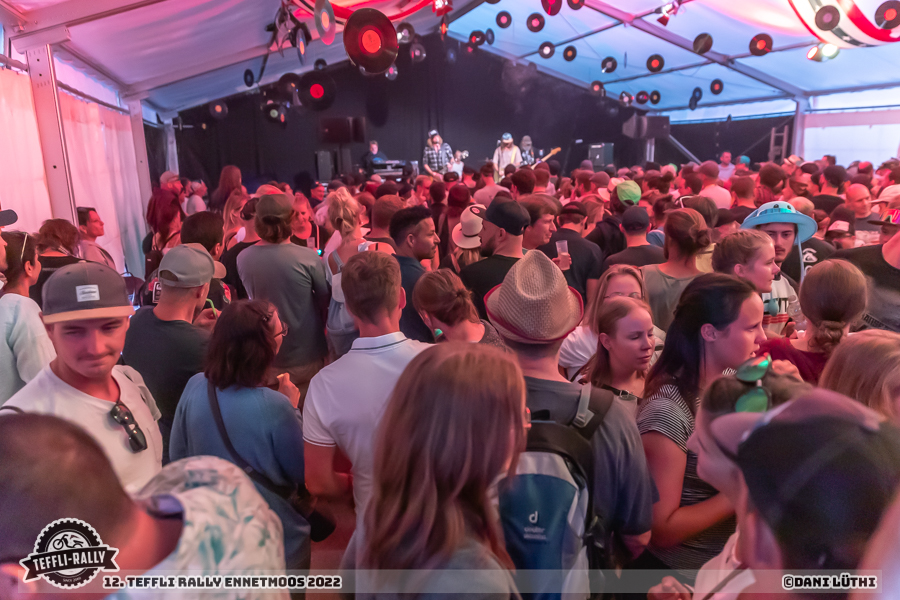 Teffli-Rally-22-Slaves for theQueens DL 21