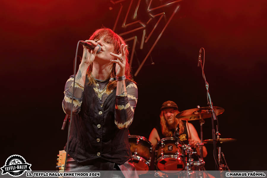 -velvet-two-stripes-021