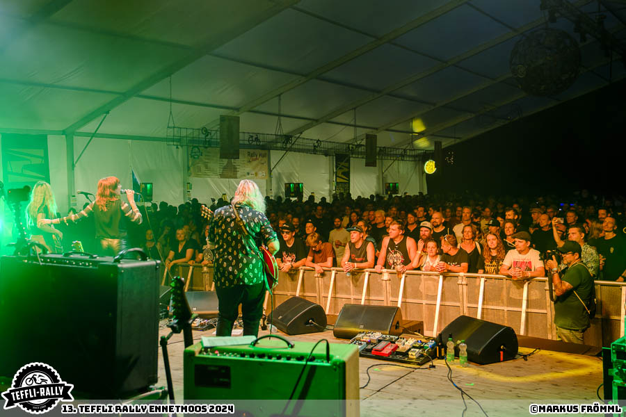 -velvet-two-stripes-034